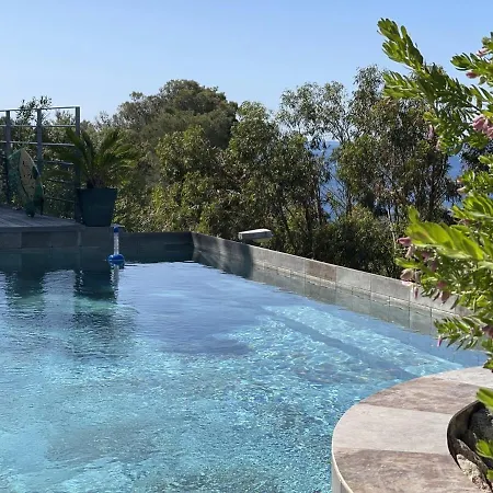 10 Pers - Vue - Parking - Clim - Piscine
